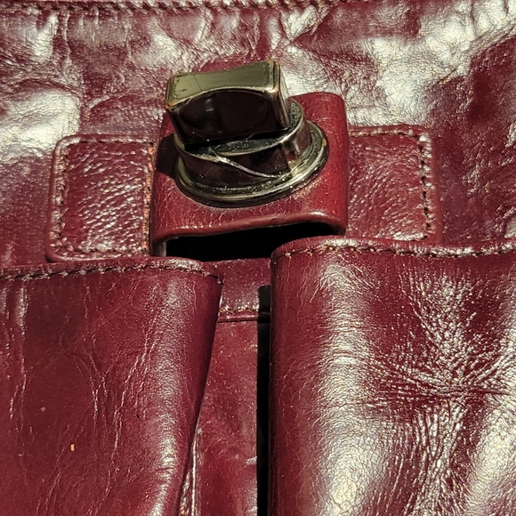 Danier Red Wine Leather Bag with Large pockets - Picture 3 of 7